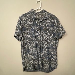 Gap Mens L Large Aztec Style Print Casual Collar Tee